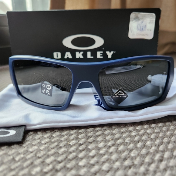 Oakley Seattle Seahawks Sunglasses - Picture 1 of 6